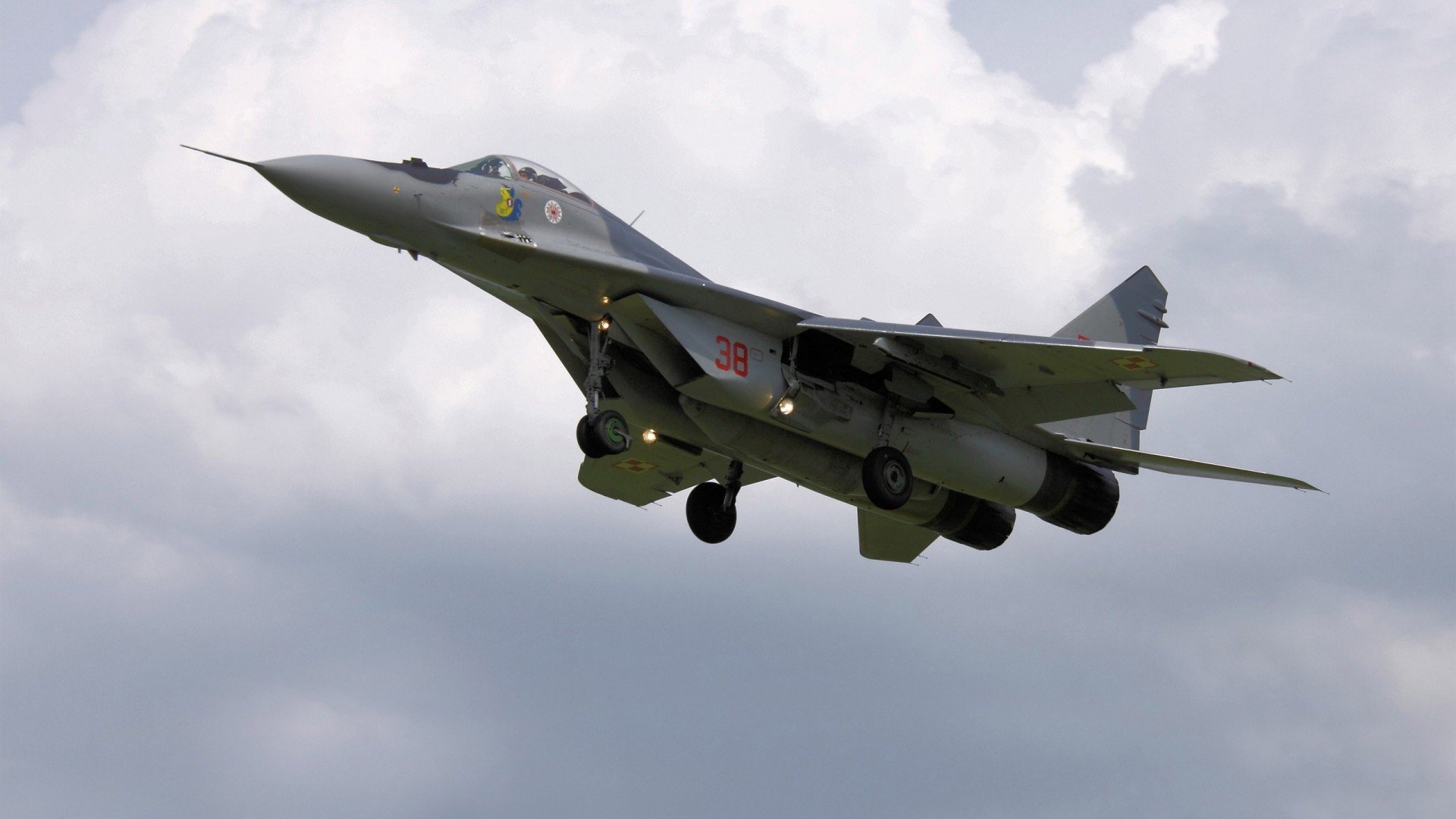 转换进攻节奏是否由前场还是后场发起主导,转换进攻节奏是否由前场还是后场发起主导的